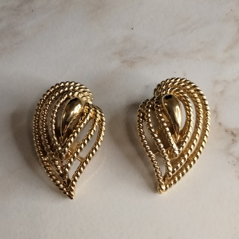Unique Vintage Gold Leaf Earrings
